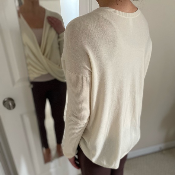 Athleta Cashmere and Wool Twist Sweater - Picture 3 of 5